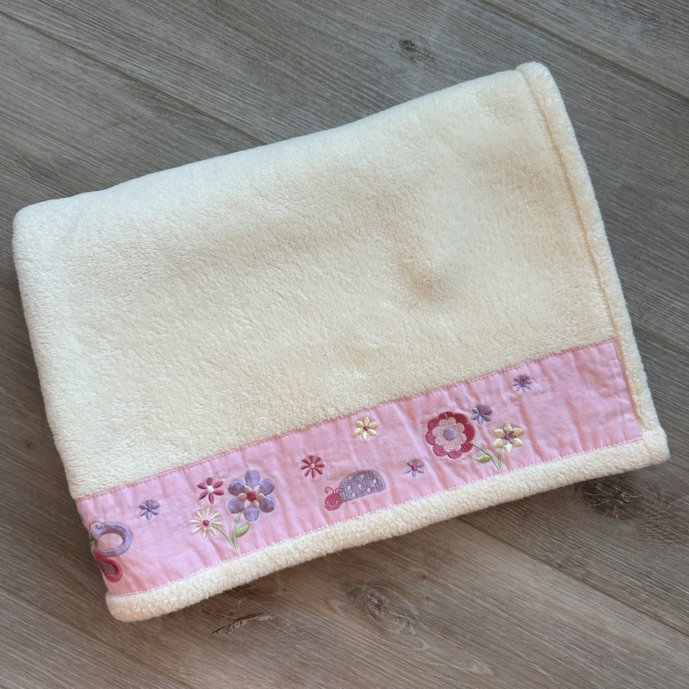 Small Wonders‎ Yellow Butterfly Ladybug Flower Embroidered Blanket 30x40in